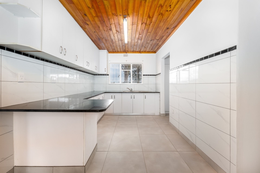 3 Bedroom Property for Sale in Koelenhof AH Western Cape